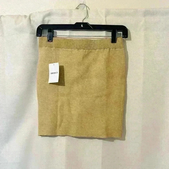 Forever 21 Sweater-Knit Mini Skirt - Picture 3 of 4